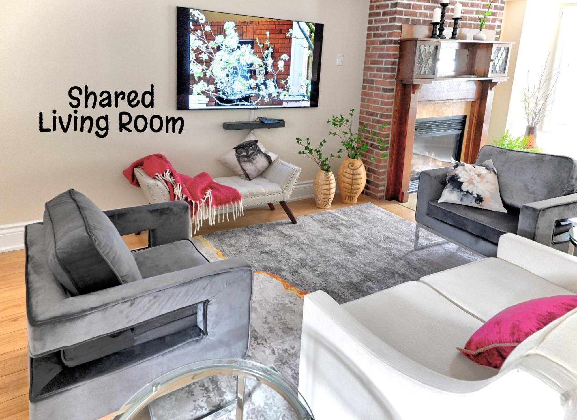 Welcome Home! Acores Bed & Breakfast Toronto Dış mekan fotoğraf